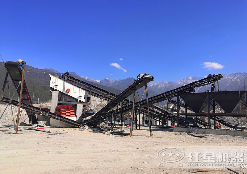 300t/h洗砂生產(chǎn)線配置3227輪斗洗砂機(jī) 300t/h洗砂生產(chǎn)線配置3227輪斗洗砂機(jī)