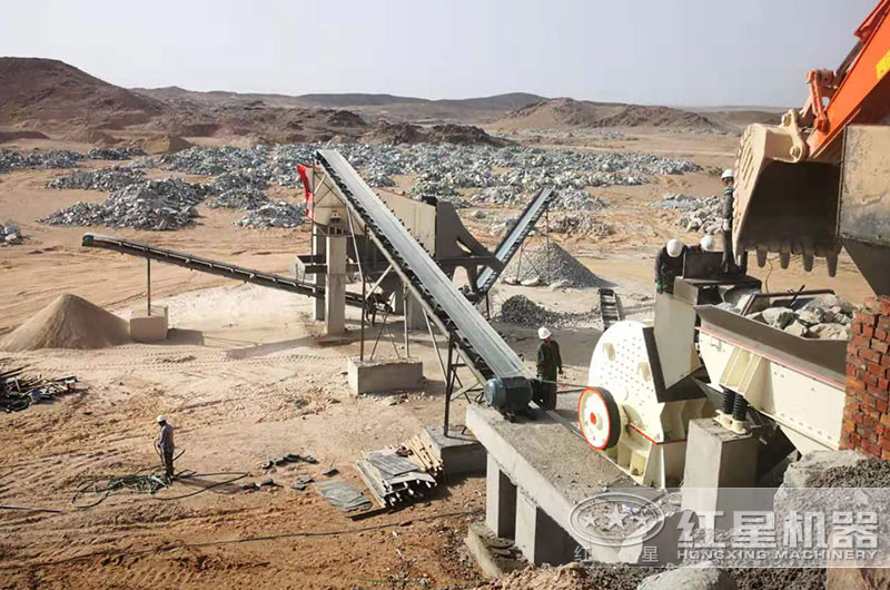 錘式破碎機在破碎生產線現(xiàn)場