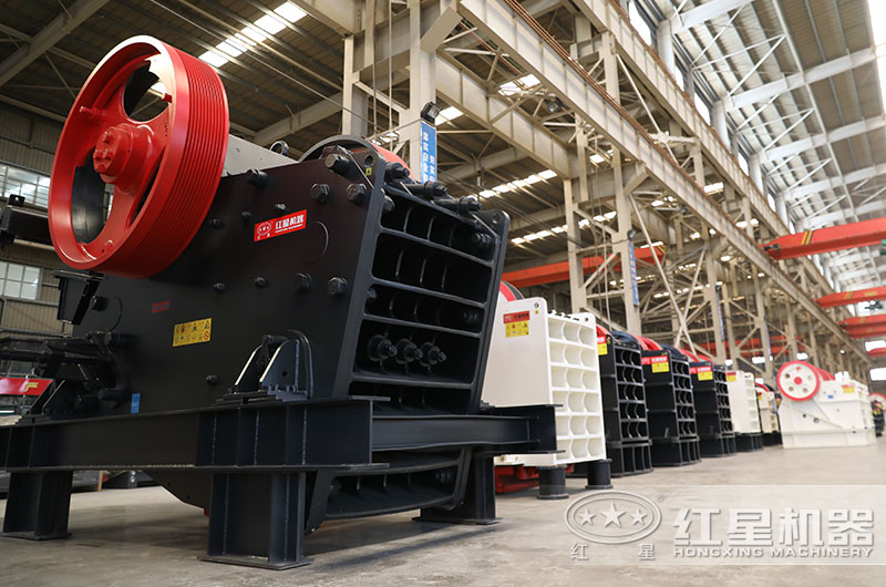 顎式巖石碎石機圖片