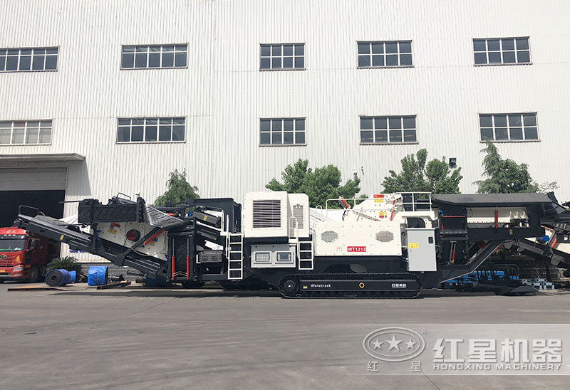 履帶移動破碎機+發(fā)擊破