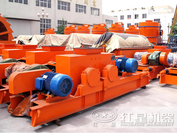 對(duì)輥制砂機(jī) 對(duì)輥制砂機(jī)
