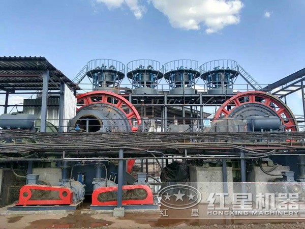 大型硫化銅鎳礦選礦選礦作業(yè)現(xiàn)場 大型硫化銅鎳礦選礦選礦作業(yè)現(xiàn)場