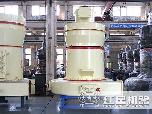 水渣磨粉機(jī)正面圖 水渣磨粉機(jī)正面圖