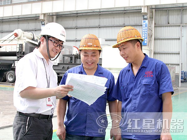 紅星為您提供滿意的風(fēng)化砂移動(dòng)制砂機(jī) 紅星為您提供滿意的風(fēng)化砂移動(dòng)制砂機(jī)