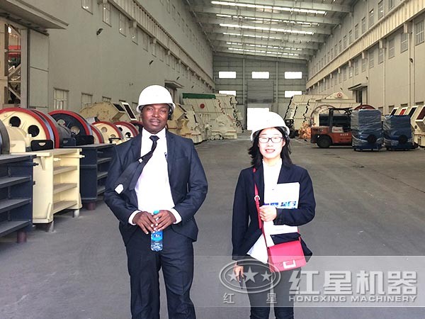 國(guó)外友人前來參觀紅星廠家 國(guó)外友人前來參觀紅星廠家