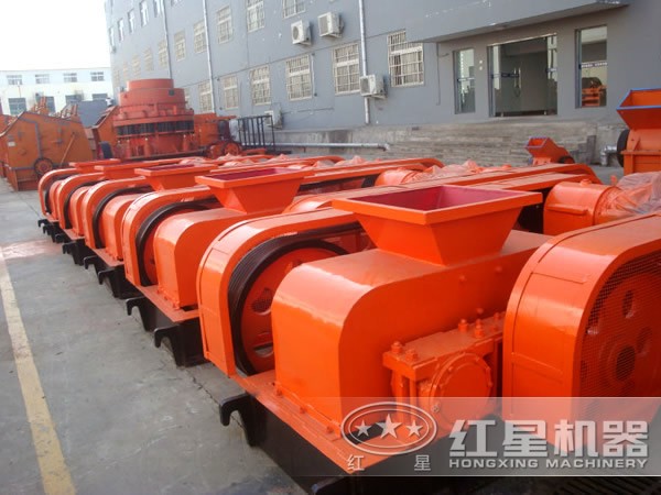 紅星二齒輥破碎機(jī)性價(jià)比高 紅星二齒輥破碎機(jī)性價(jià)比高