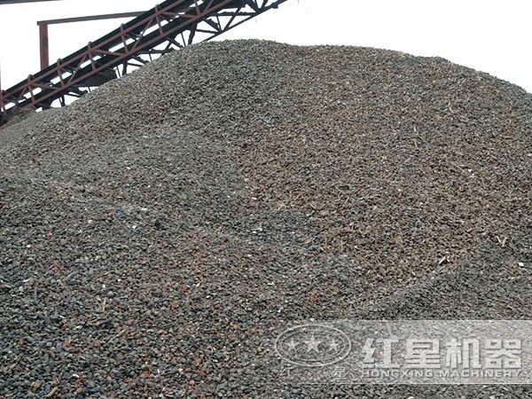 混凝土垃圾粉碎后的成品展示 混凝土垃圾粉碎后的成品展示