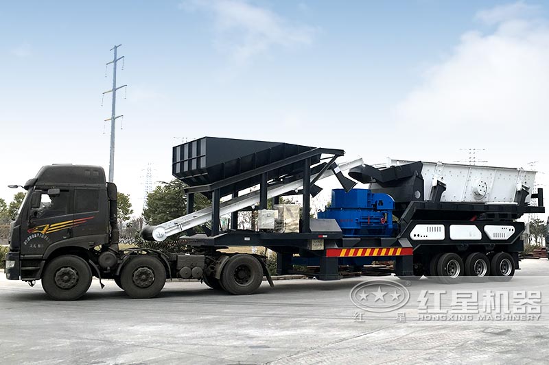 移動制砂機正準備拉到施工現(xiàn)場