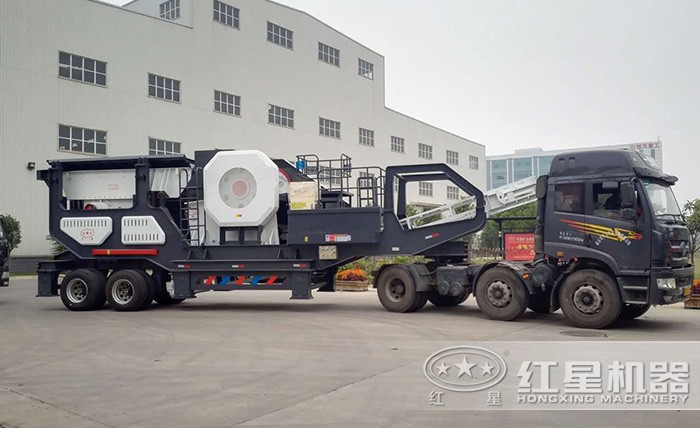 移動式礦石破碎機發(fā)貨圖 移動式礦石破碎機發(fā)貨圖