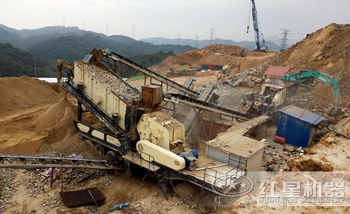 移動破碎站現(xiàn)場 移動破碎站現(xiàn)場