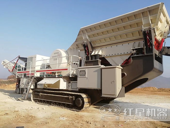 履帶式移動(dòng)破現(xiàn)場