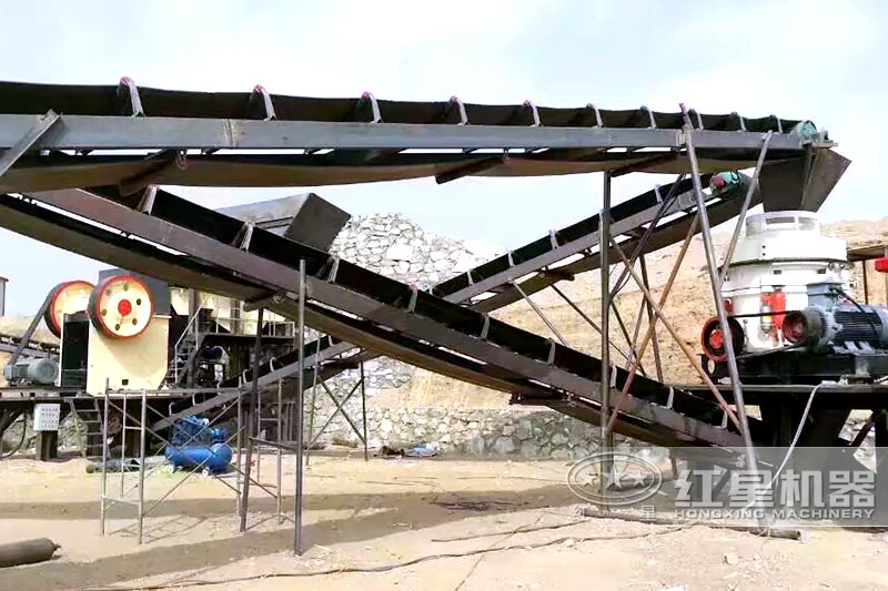 礦石圓錐破現(xiàn)場 礦石圓錐破現(xiàn)場