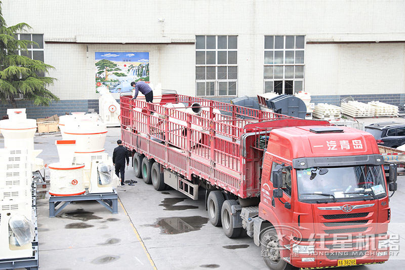 紅星葉臘石磨粉機發(fā)貨 紅星葉臘石磨粉機發(fā)貨