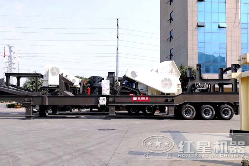 紅星車載碎石機(jī)廠區(qū)，多種現(xiàn)貨