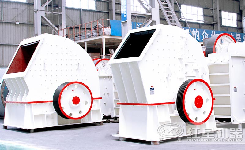 PCZ型錘破碎石機價格劃算，產(chǎn)量大