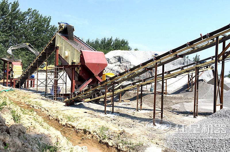 時(shí)產(chǎn)500噸礦山錘式破碎機(jī)價(jià)格多少？型號(hào)有哪些？