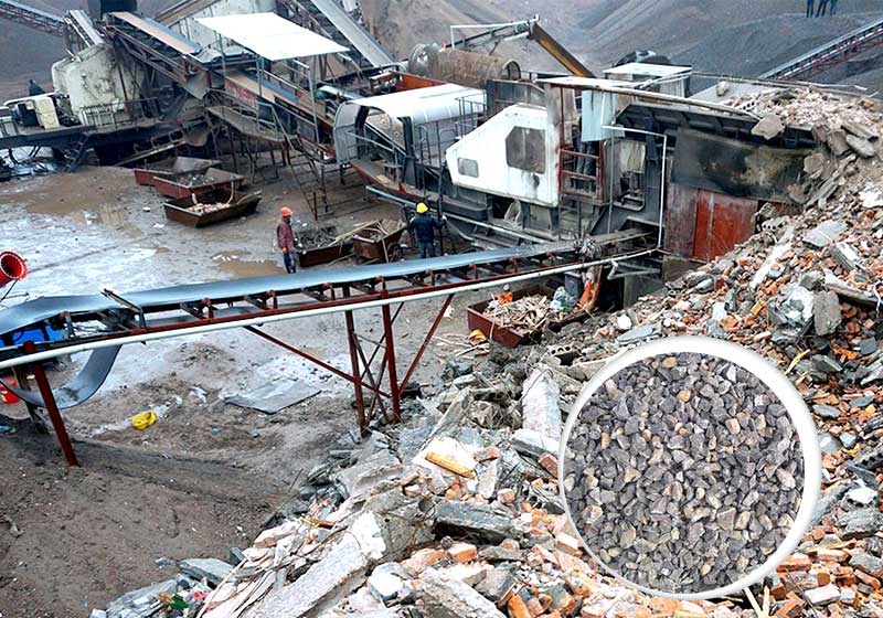 移動破碎機現(xiàn)場，粒形好，客戶非常滿意